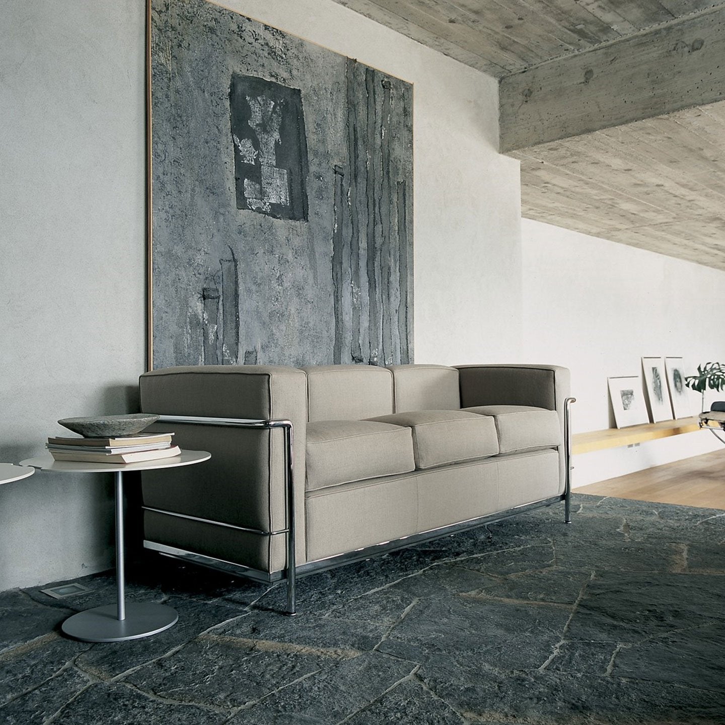 LC2 Sessel: Le Corbusier Designklassiker als originalgetreue Reproduktion