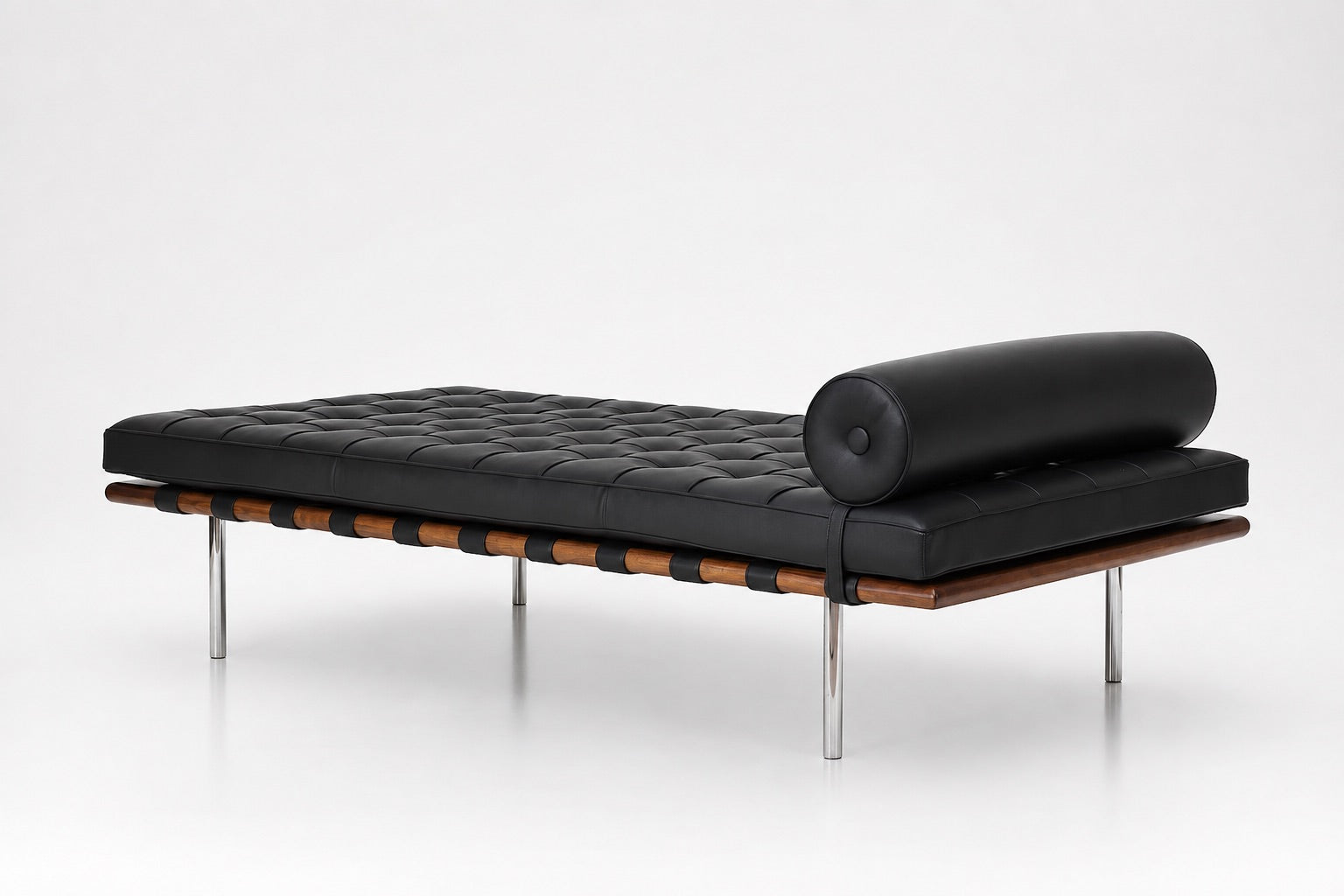 Barcelona daybed - Ludwig Mies van der Rohe 1930
