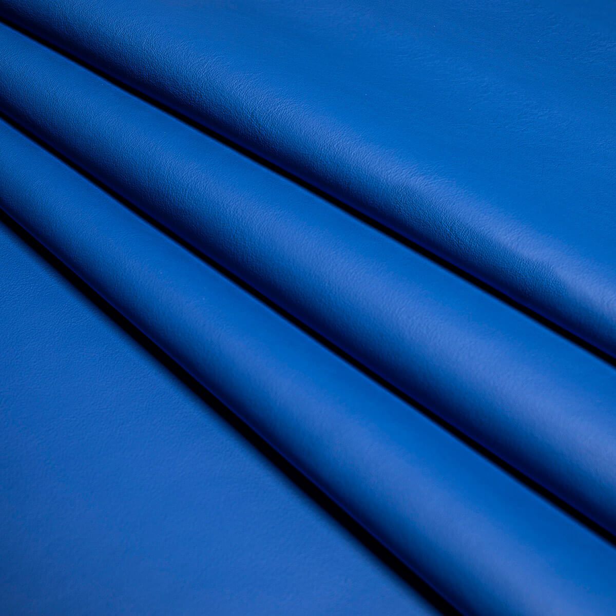 Lord – Fine smooth leather from an Italian manufacturer