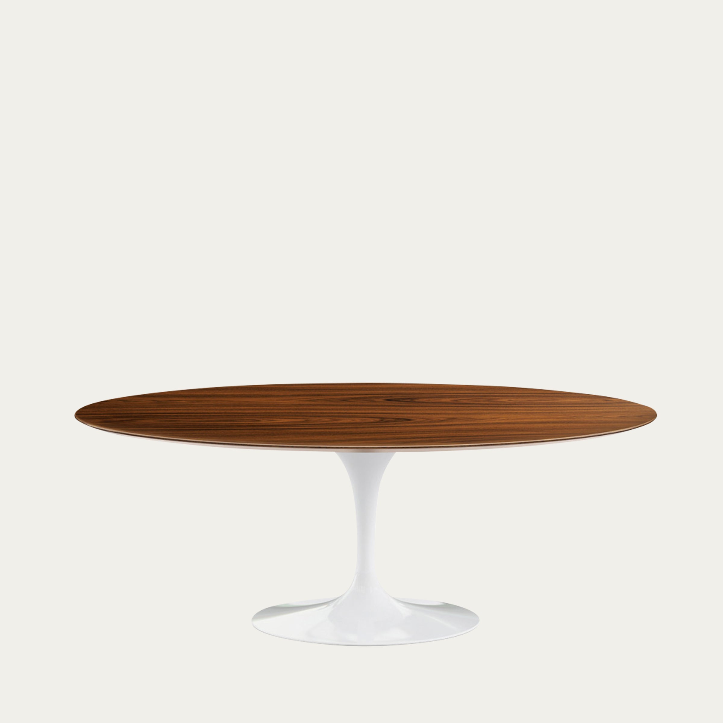Ovaler Tulip Tisch von Eero Saarinen 1957 mit Nussbaum-Holzplatte und weißem Tulpenfuß, eleganter Mid-Century-Designklassiker