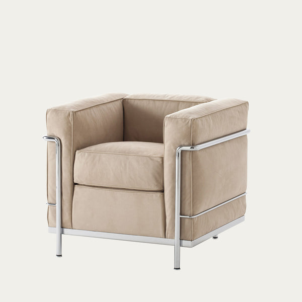 Beigefarbener LC2 Petit Modèle Sessel von Le Corbusier mit Lederbezug und verchromtem Rahmen