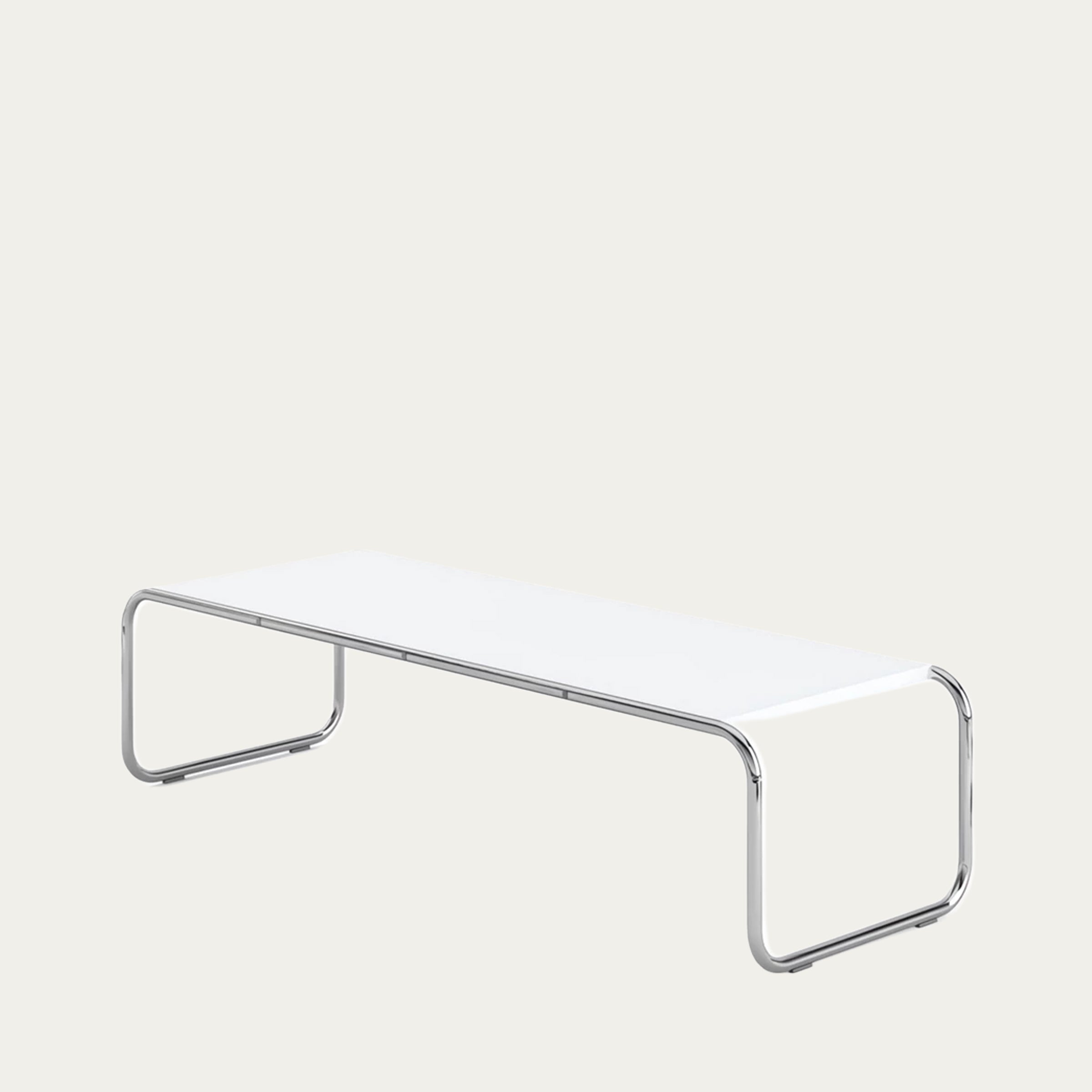 Weißer Laccio Tisch von Marcel Breuer aus dem Jahr 1925 mit verchromtem Stahlrohrgestell im Bauhaus-Stil